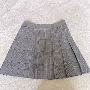 Aritzia Sunday Best Grey Plaid Olive Skirt